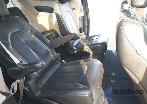 2021 Chrysler Pacifica Touring L z USA, uszkodzony, nr VIN 2C4RC1BG1MR524106